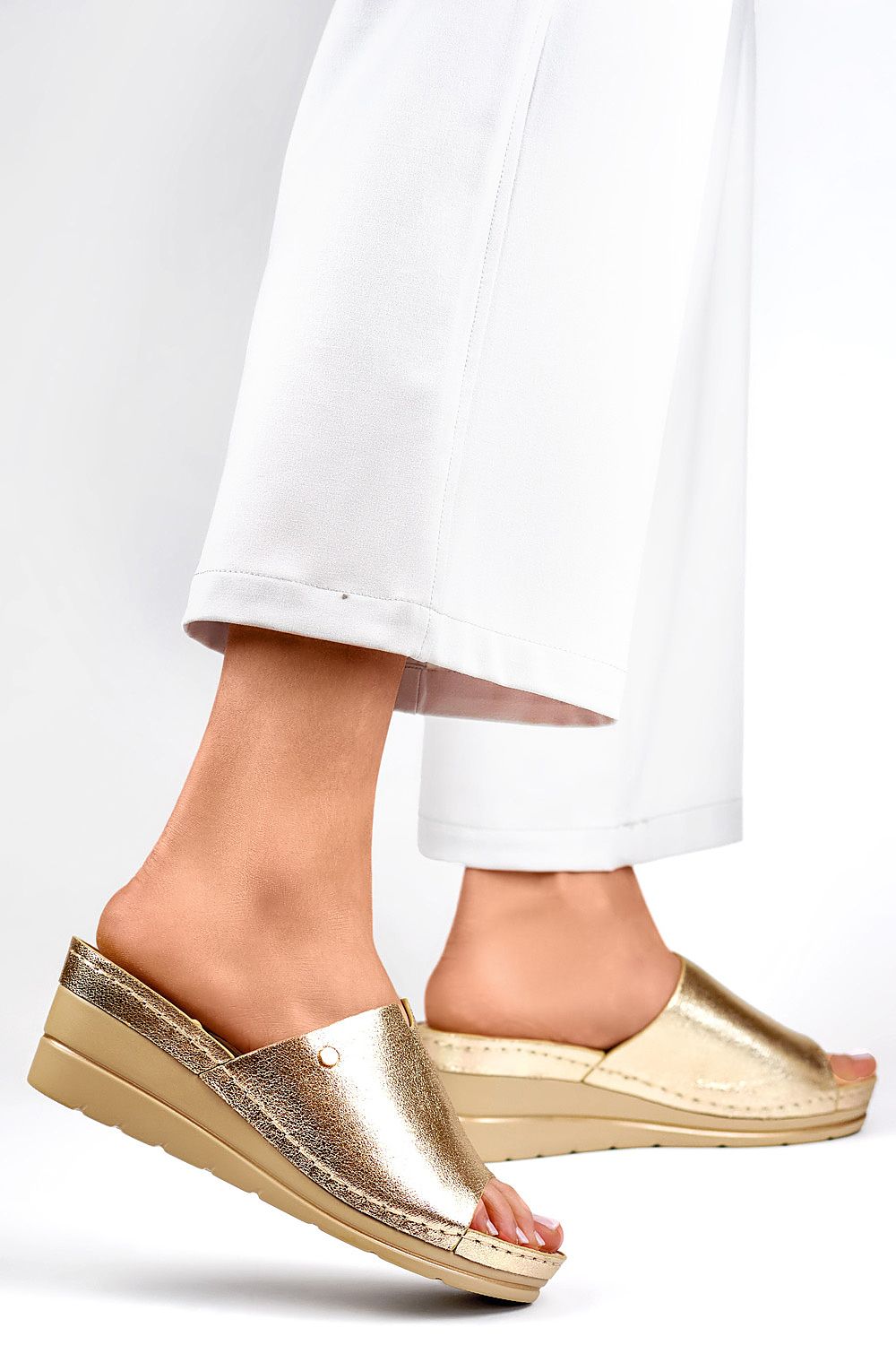 Şlapi model 194896 PRIMO