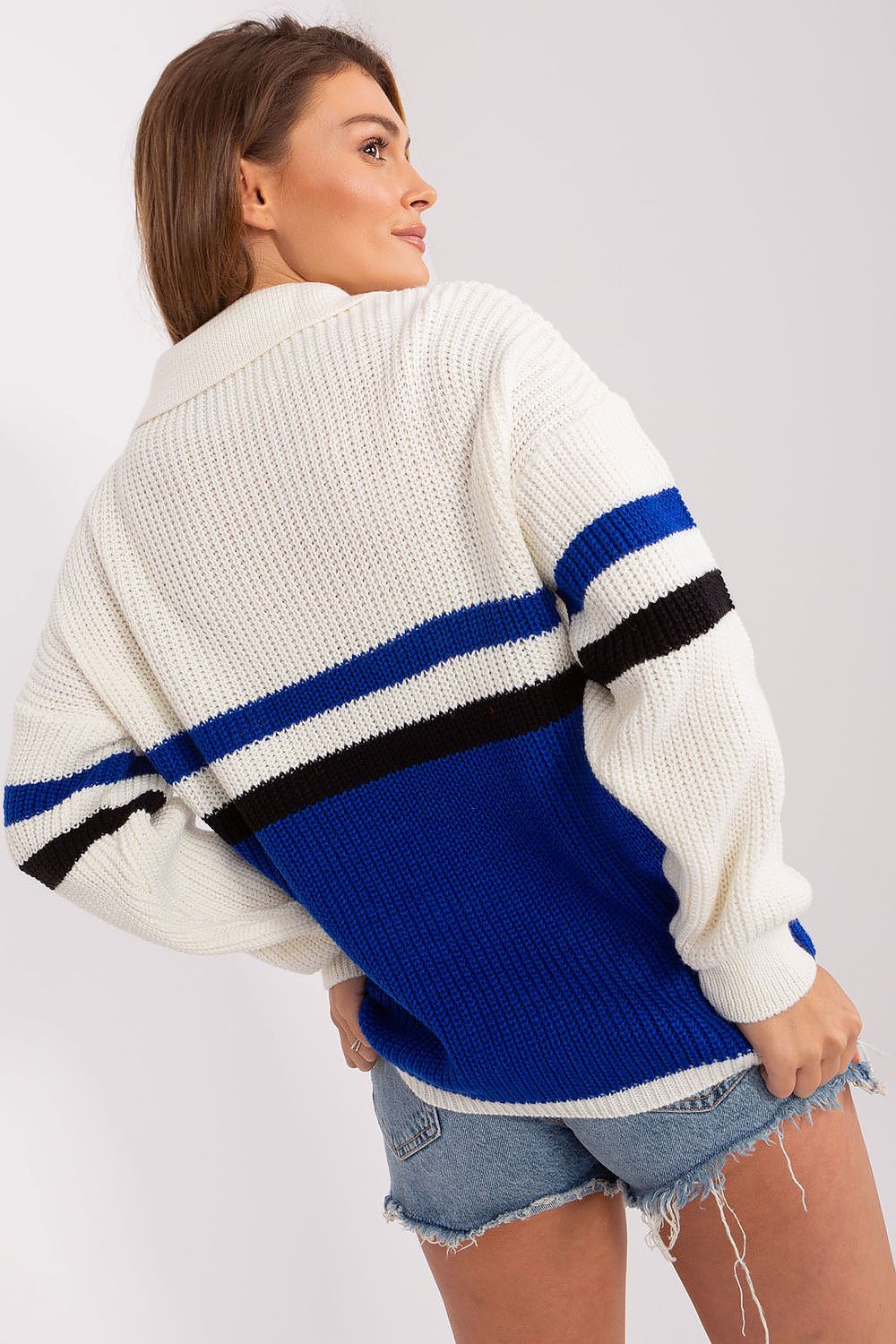 Pulover model 185409 Badu