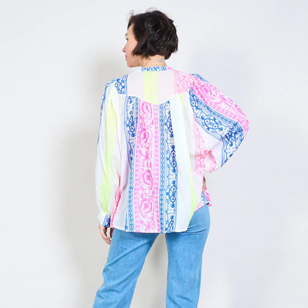 Cămasă cu broderie Lush Bloom