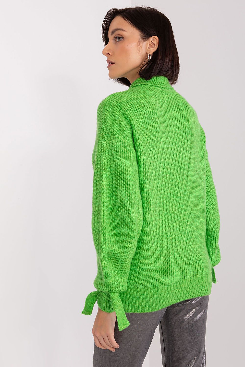  Pulover model 190228 Badu 