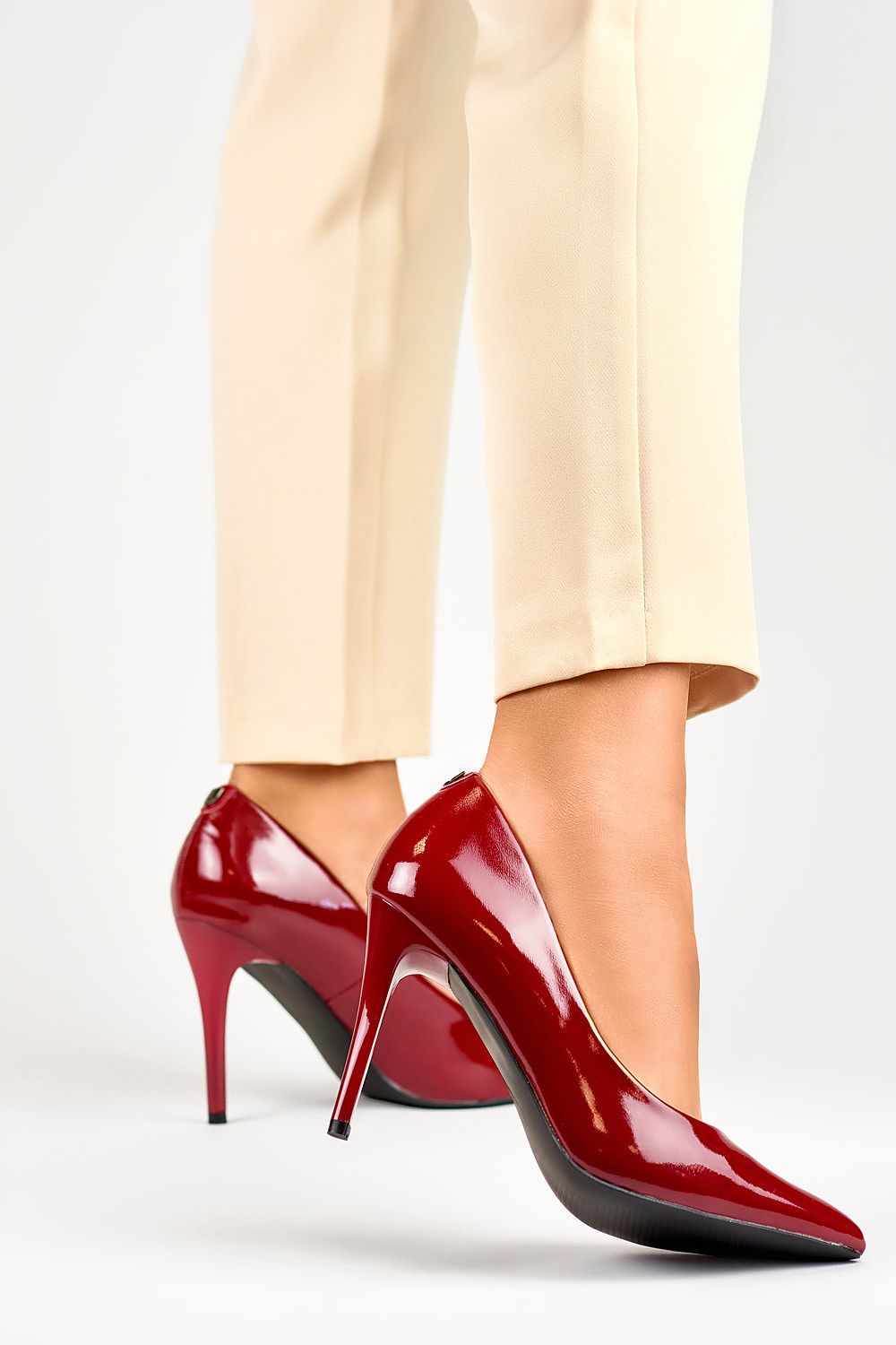  Pantofi cu toc subţire (stiletto) model 190645 PRIMO 