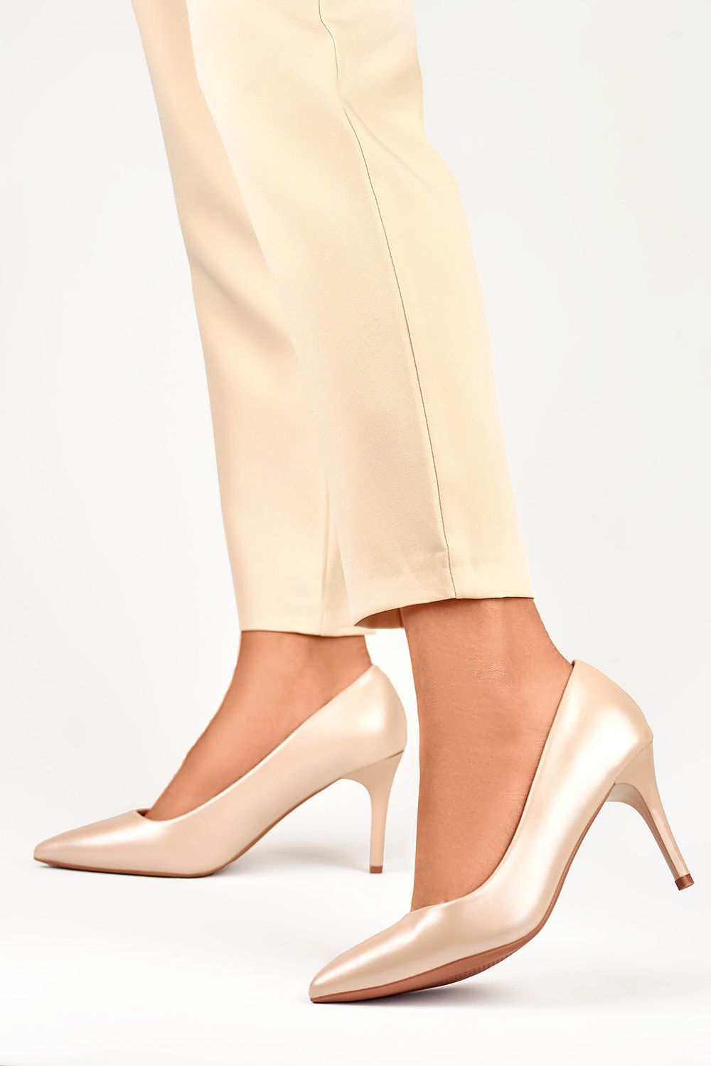  Pantofi cu toc subţire (stiletto) model 190649 PRIMO 