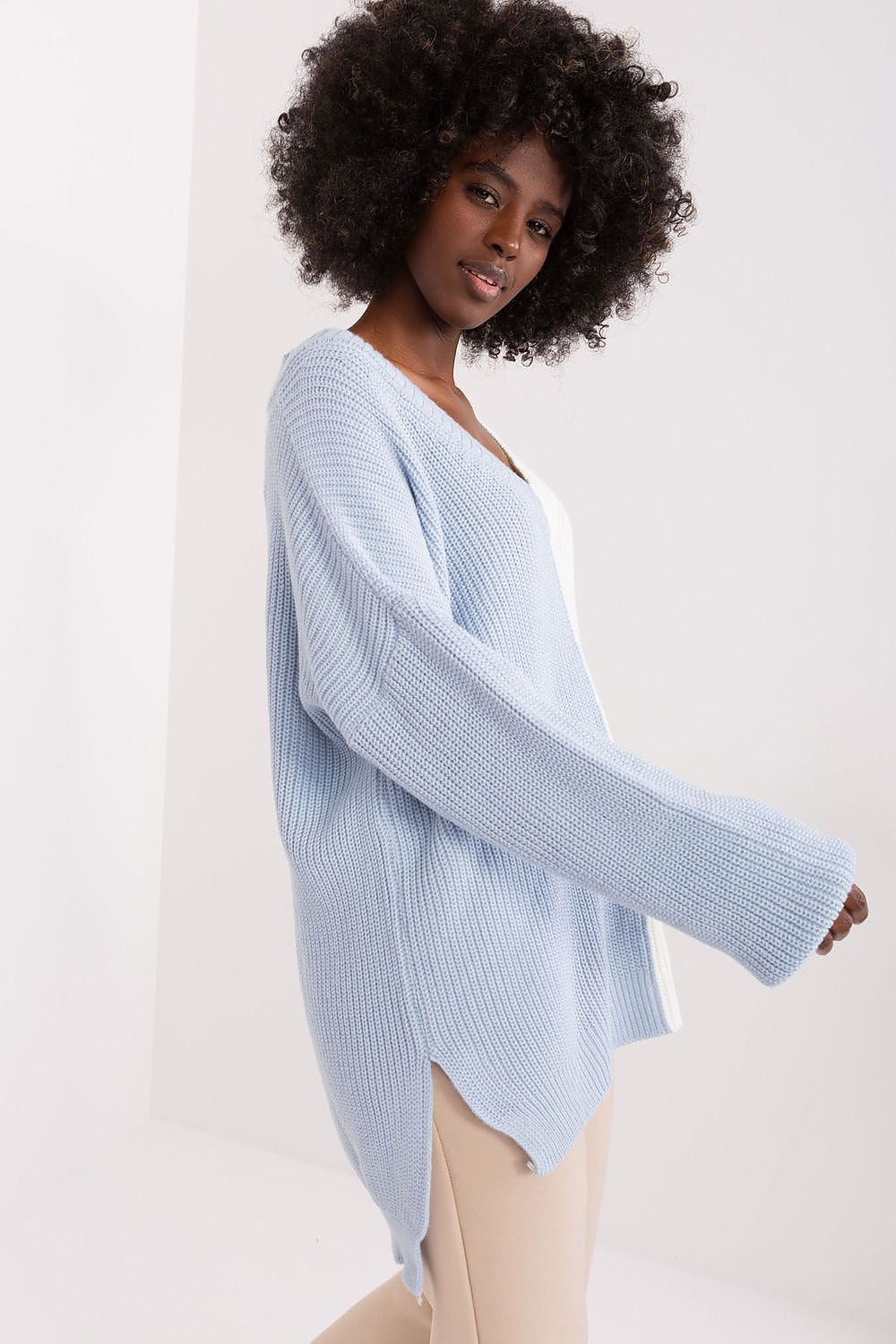  Pulover model 190761 Badu 