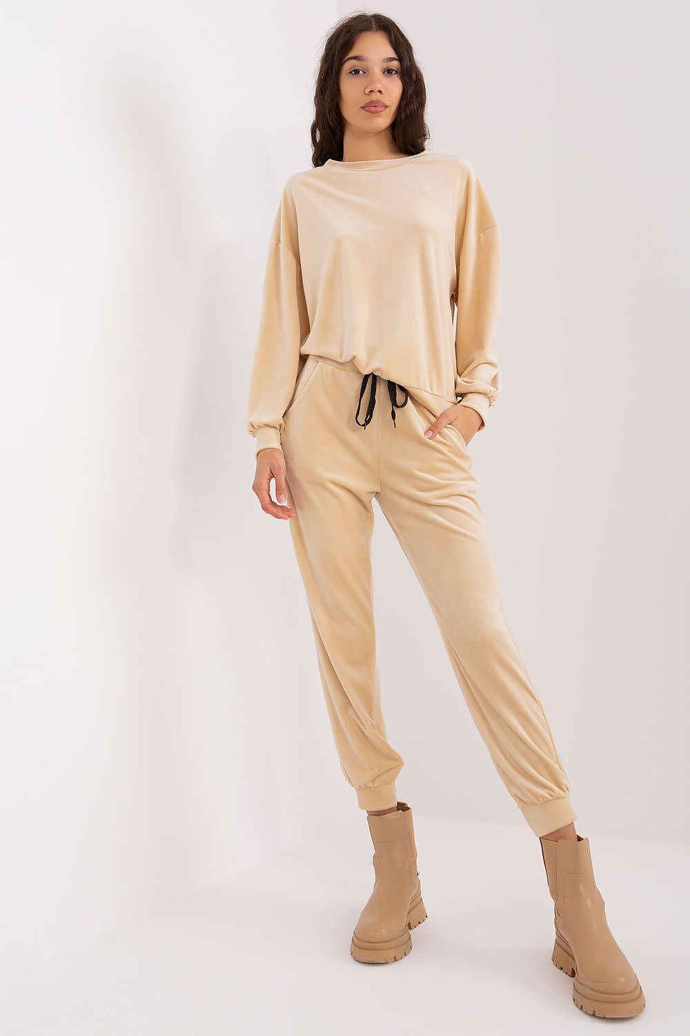  Completă model 191740 Italy Moda 