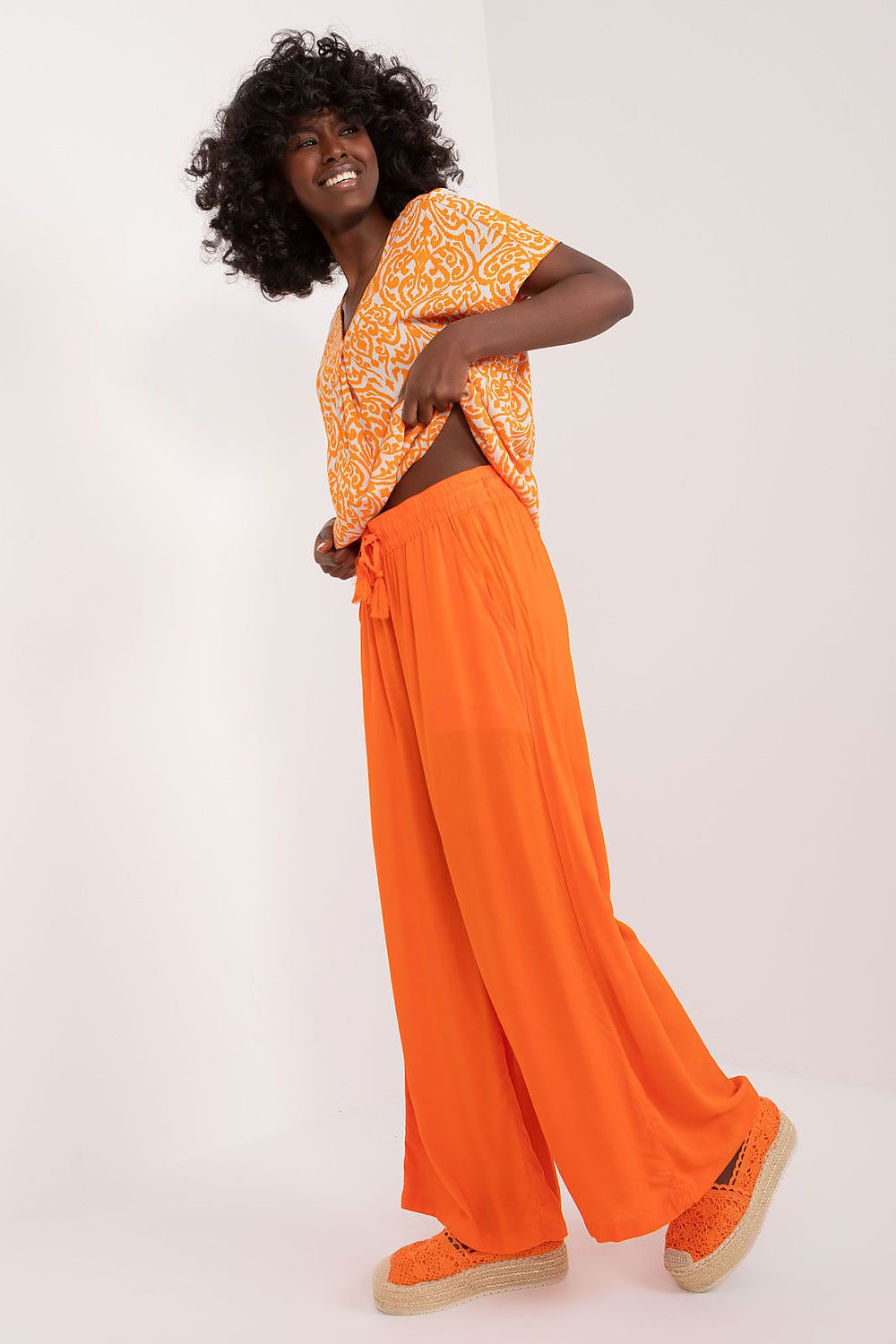  Pantaloni de damă model 196904 Sublevel 