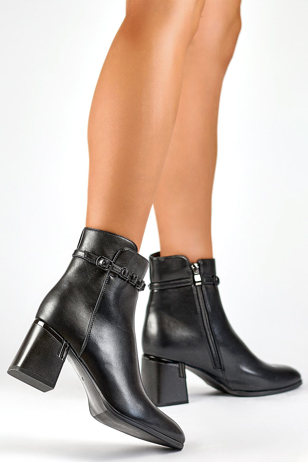  Botine cu toc model 200261 PRIMO 