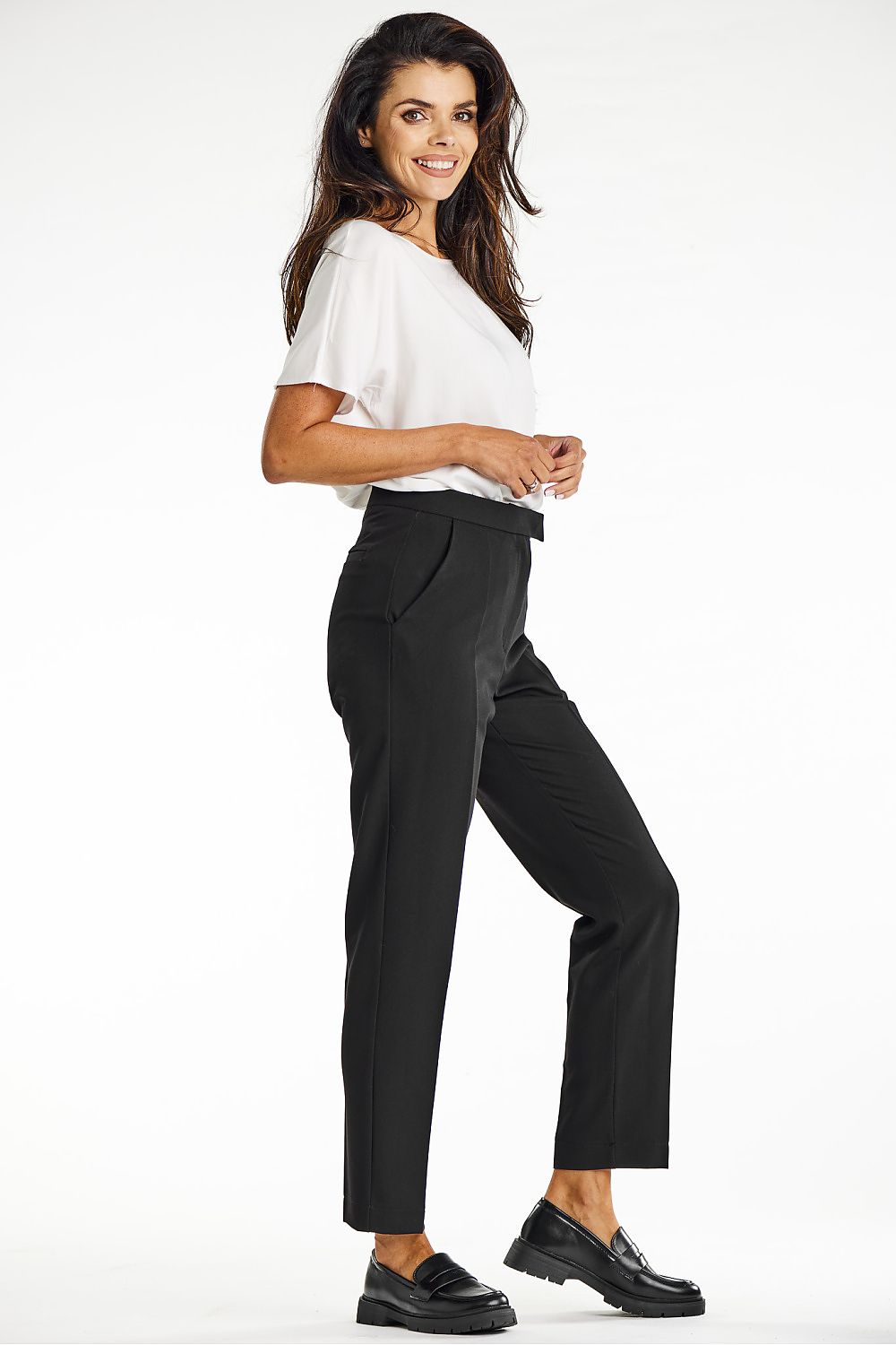  Pantaloni de damă model 200570 awama 
