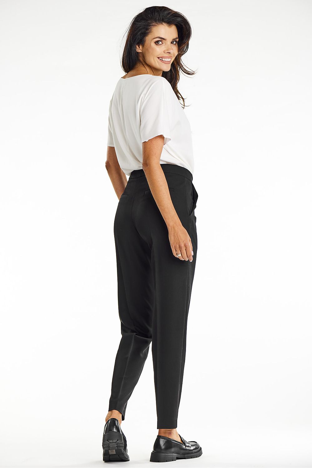 Pantaloni de damă model 200570 awama 