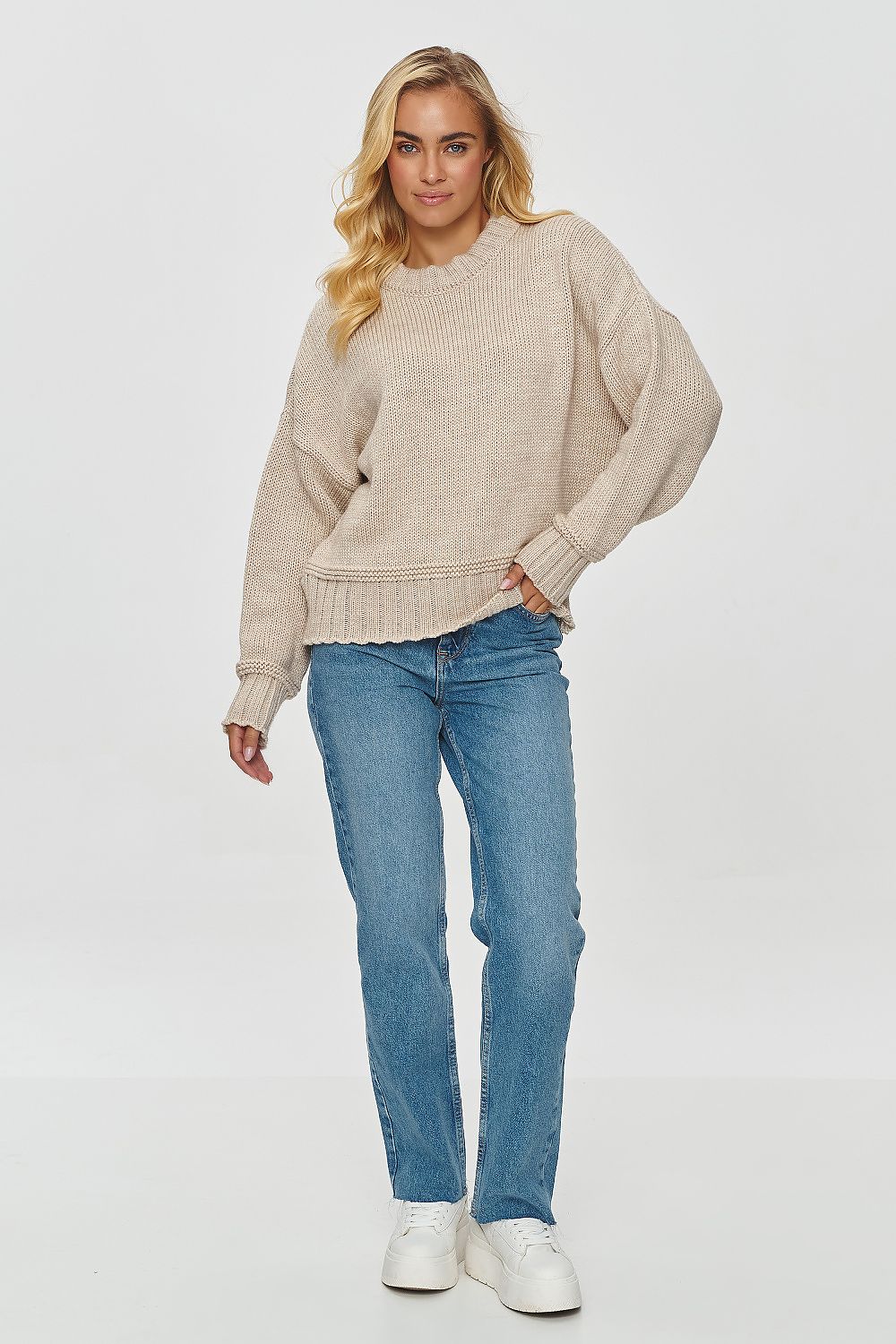  Pulover model 201814 Makadamia 