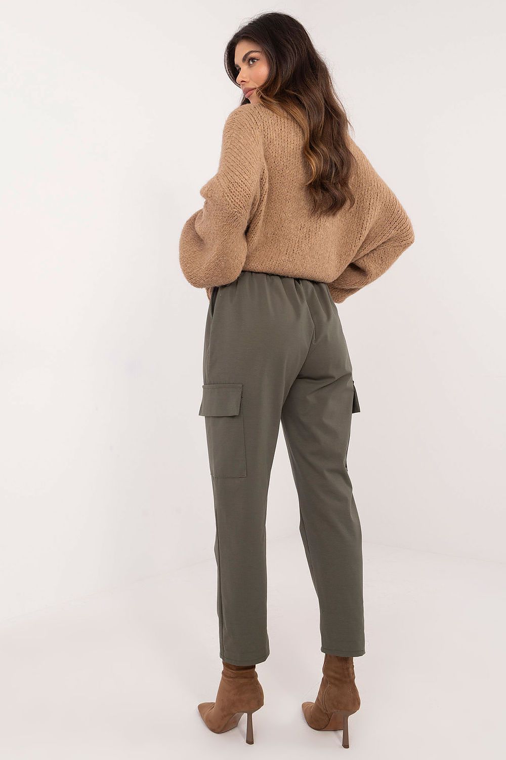 Pantaloni de damă model 202303 Och Bella 