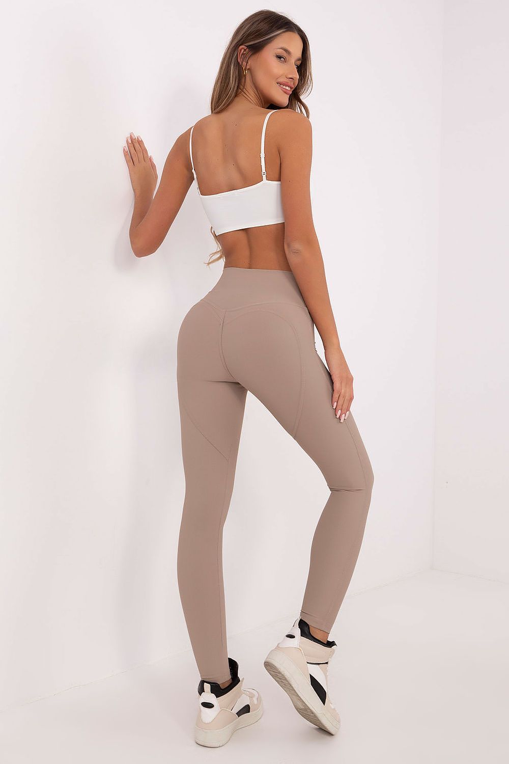  Legginşi model 204125 NM 