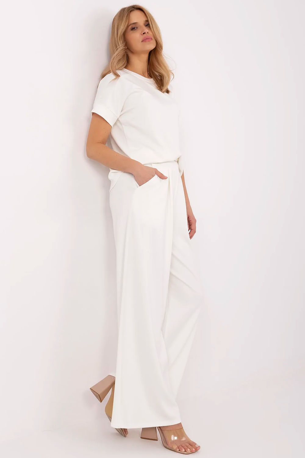  Pantaloni de trening model 209837 Relevance 