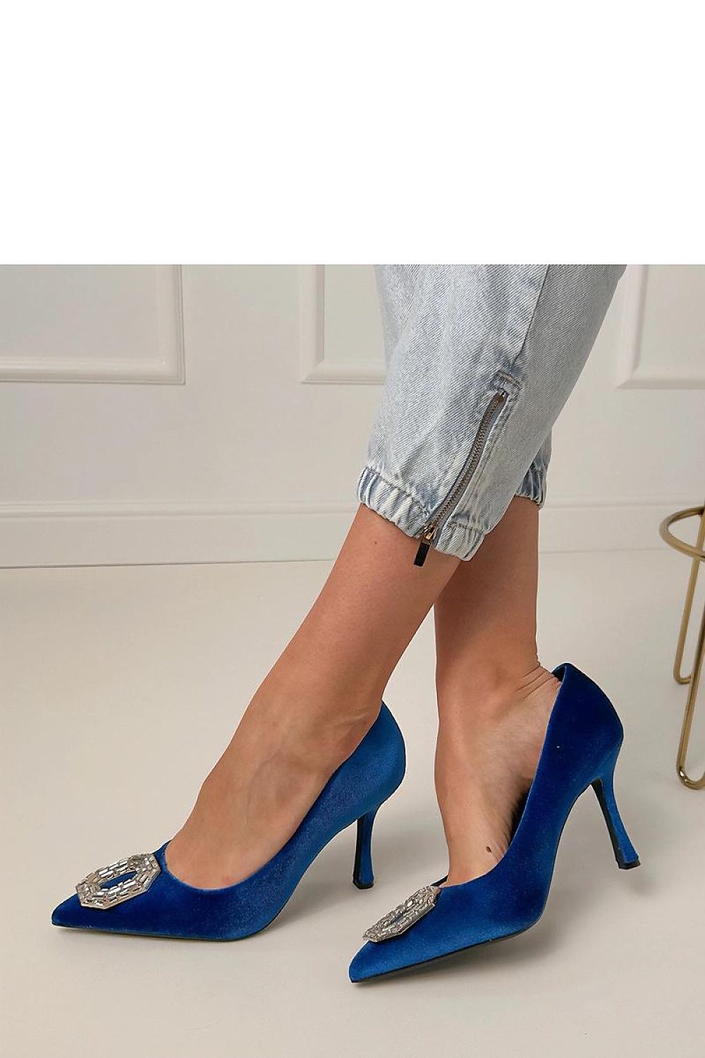  Pantofi cu toc subţire (stiletto) model 217662 Solea 