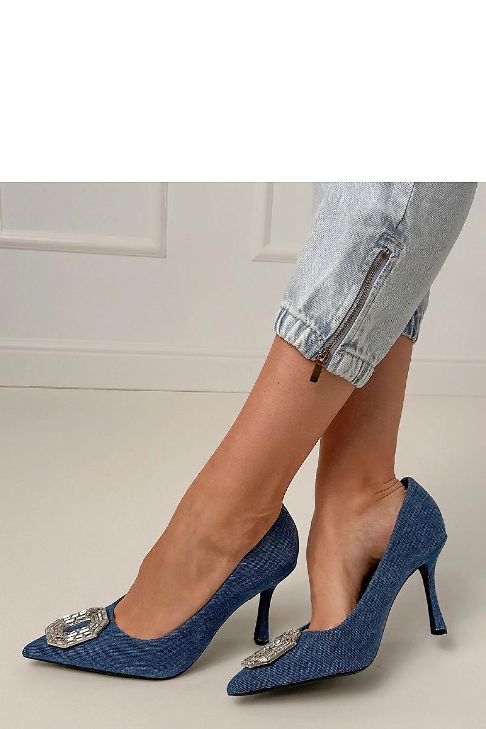  Pantofi cu toc subţire (stiletto) model 217663 Solea 