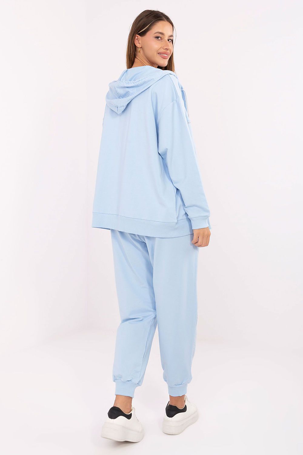  Completă model 218604 Relevance 