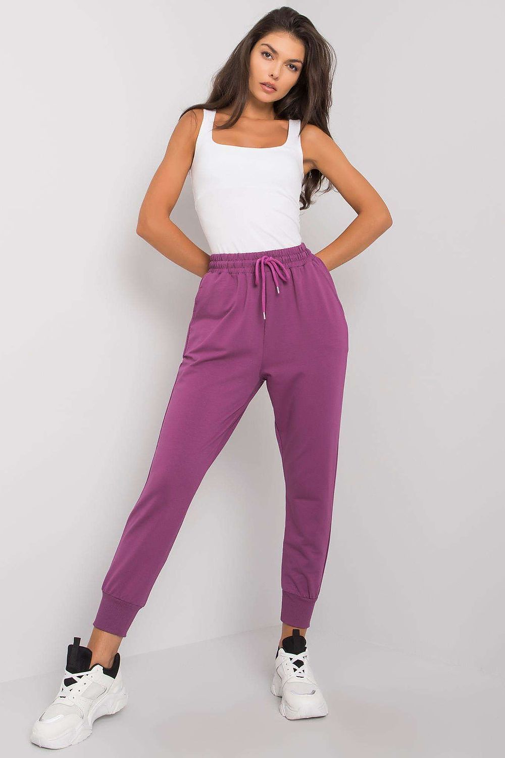  Pantaloni de trening model 166650 Fancy 