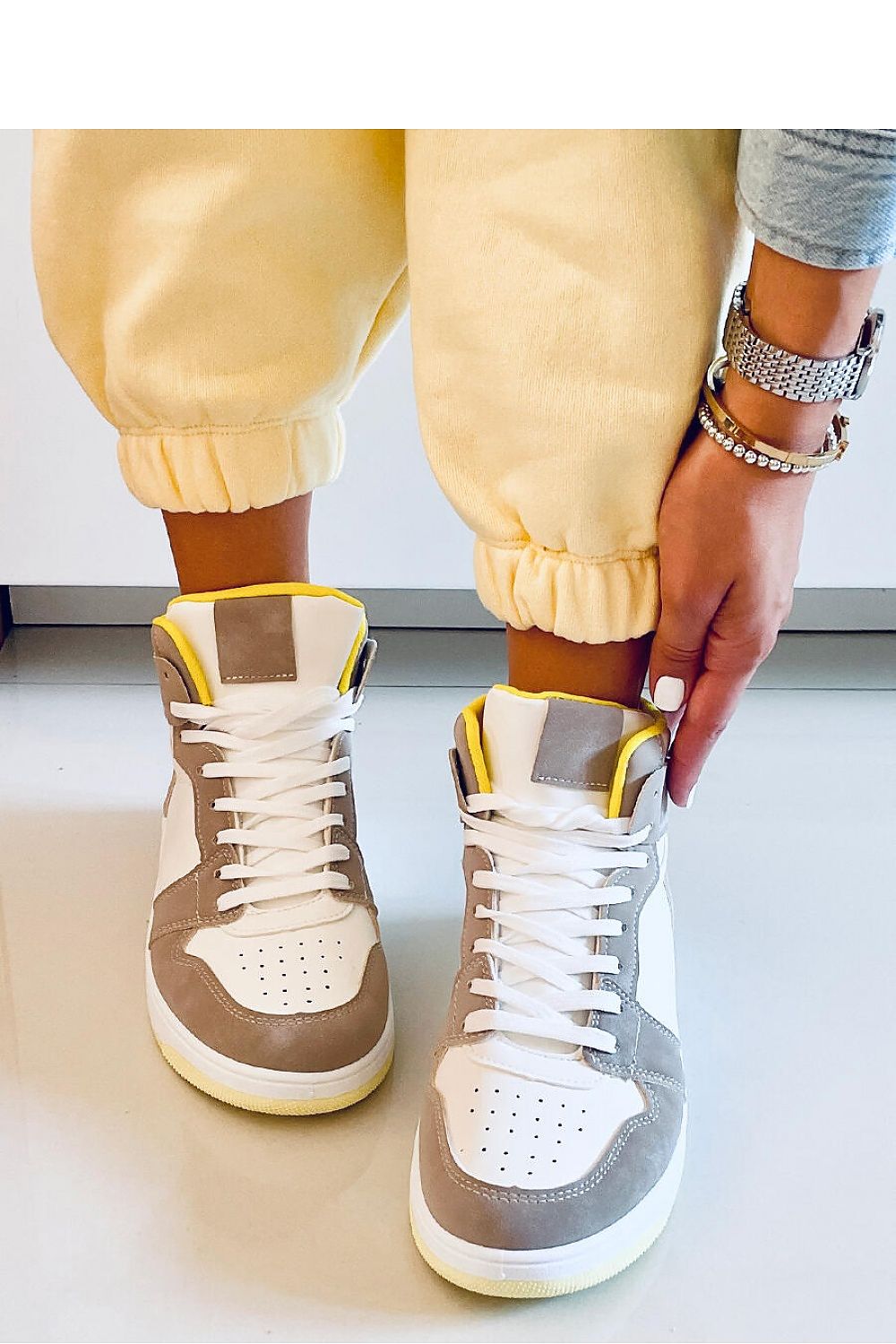  Tenişi model 170606 Inello 