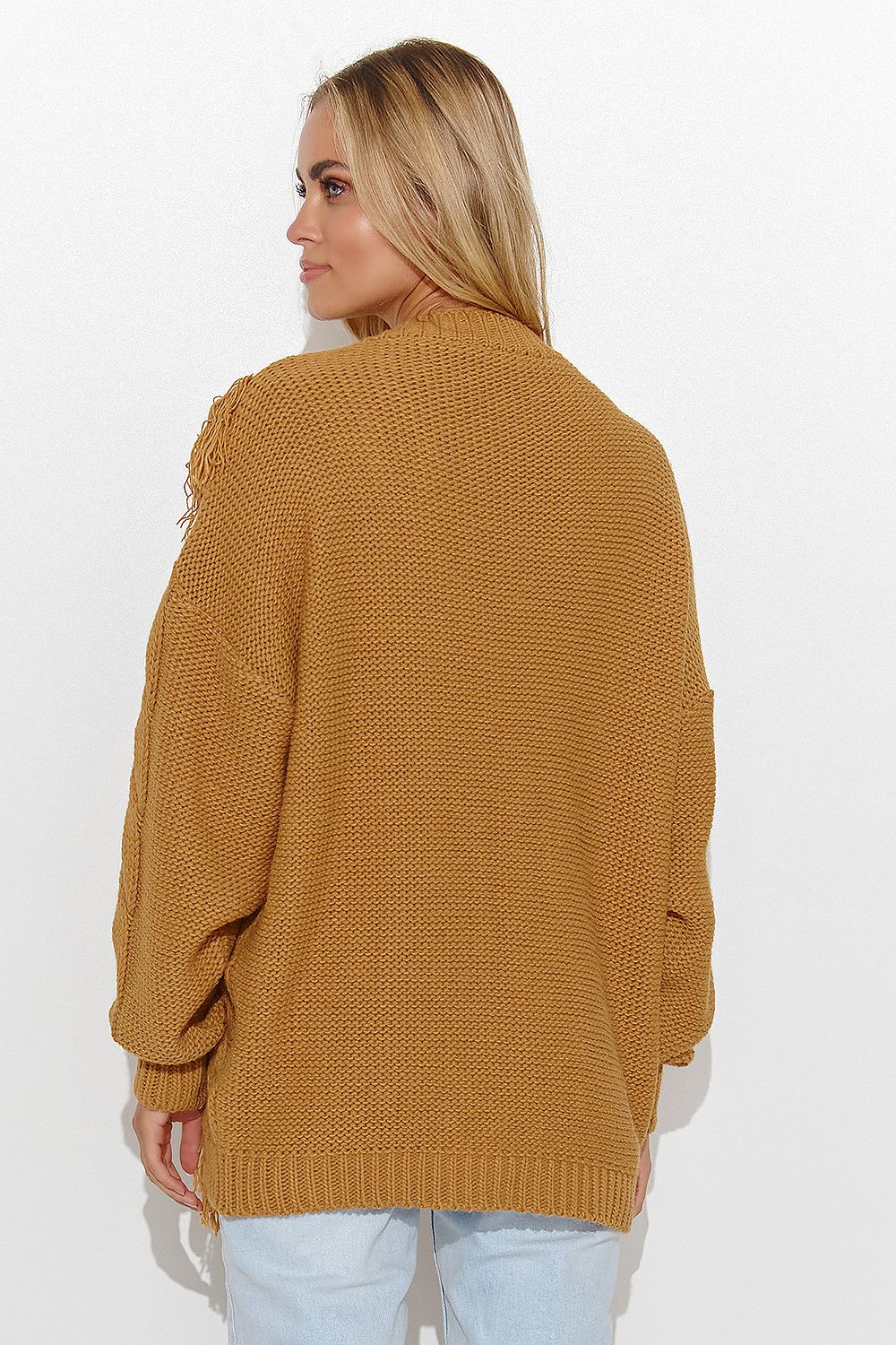  Pulover model 184792 Makadamia 