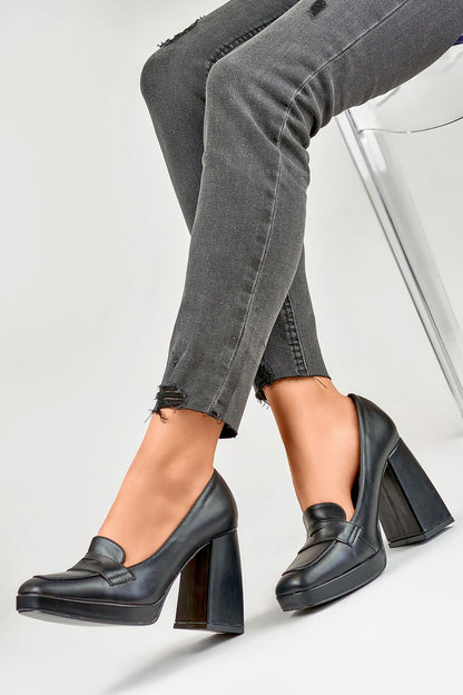  Pantofi cu toc simplu model 185398 PRIMO 