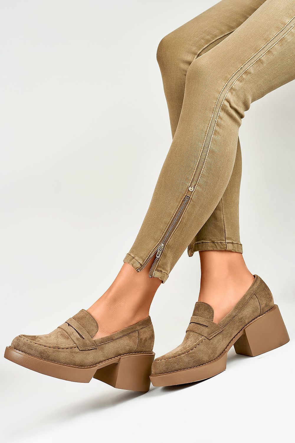  Pantofi cu toc model 186035 PRIMO 