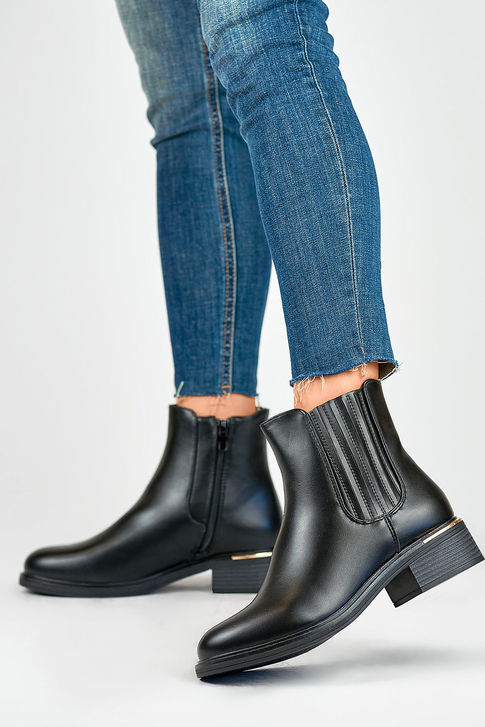  Botine model 186482 PRIMO 