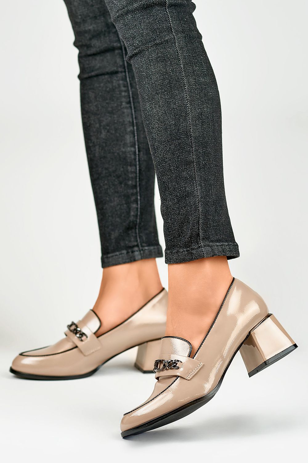 Pantofi cu toc model 186506 PRIMO 