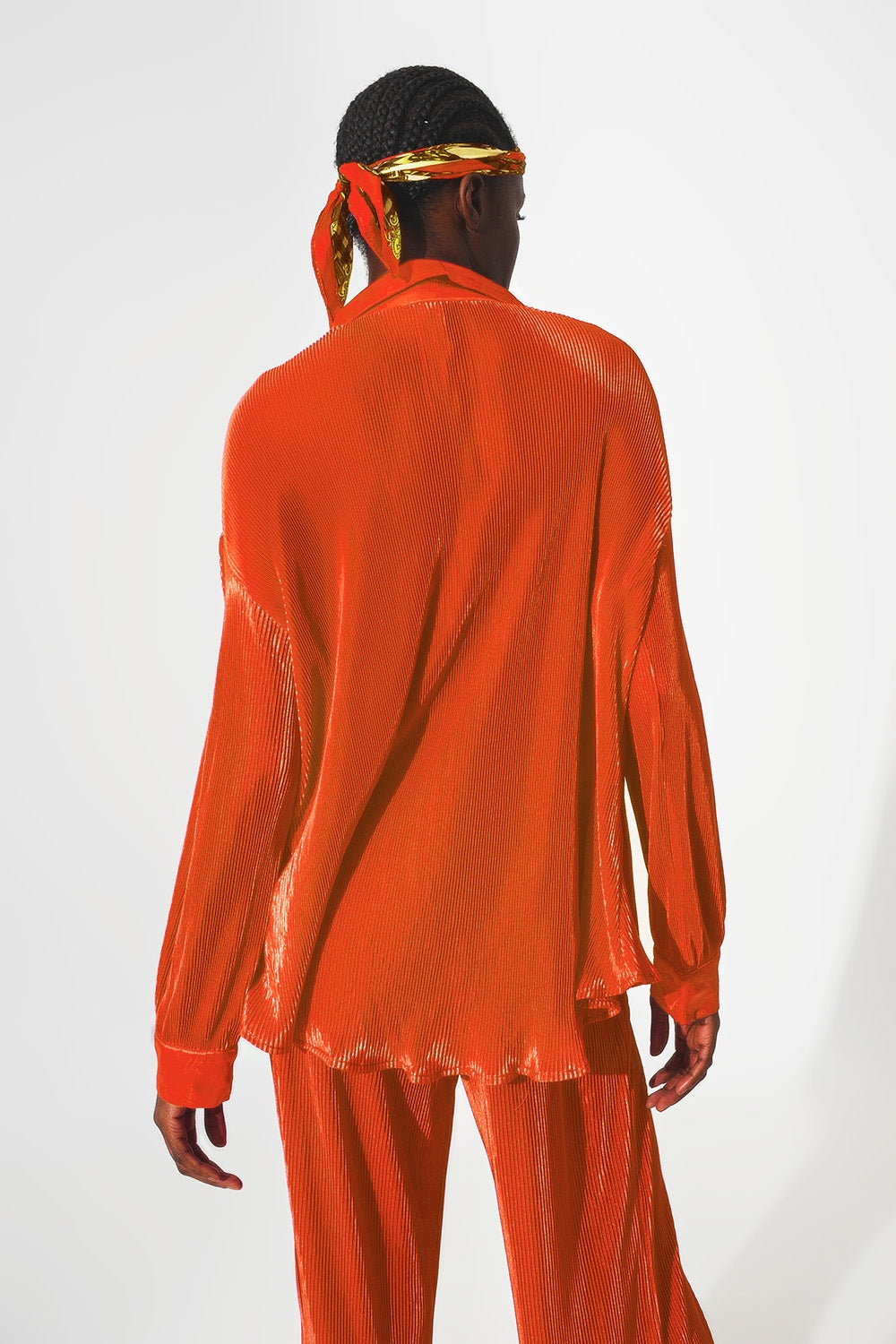 Q2 Relaxed Pleated Satin Shirt